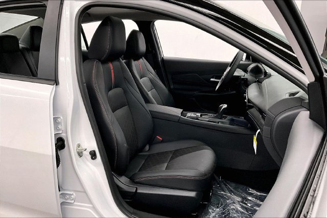 New 2027 Nissan Sentra SR FWD image 40