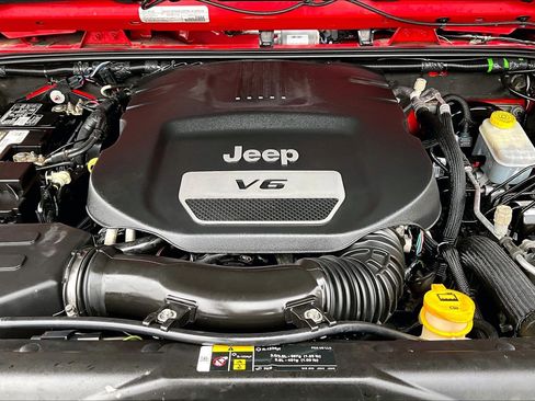 Used 2018 Jeep Wrangler Unlimited Rubicon image 9