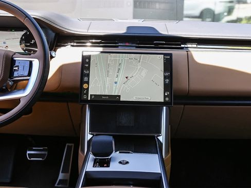 New 2025 Land Rover Range Rover Autobiography image 13