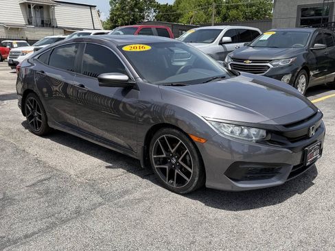 Used 2016 Honda Civic EX image 7