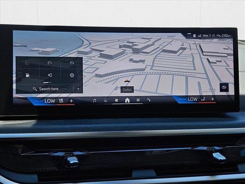 Used 2026 BMW X7 xDrive40i w/ Premium Package image 12