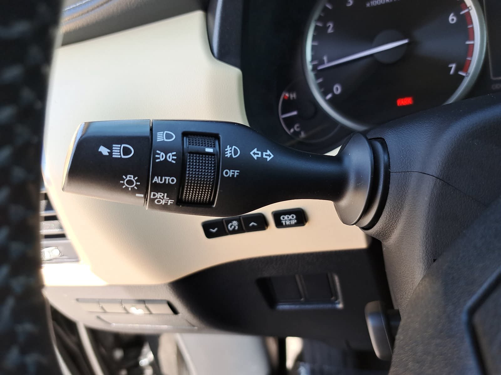 Used 2015 Lexus NX 200t FWD w/ Premium Package image 27
