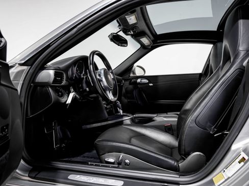 Used 2011 Porsche 911 Targa 4 image 17