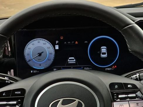 Used 2025 Hyundai Elantra SEL FWD image 10
