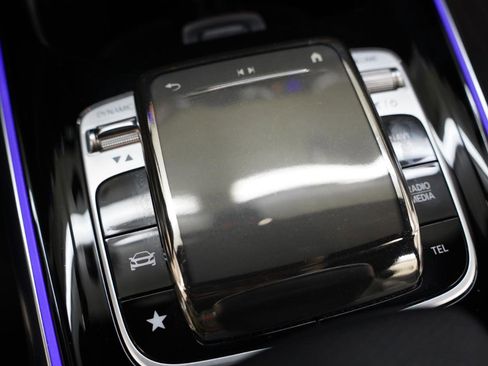 Used 2020 Mercedes-Benz GLB 250 image 22