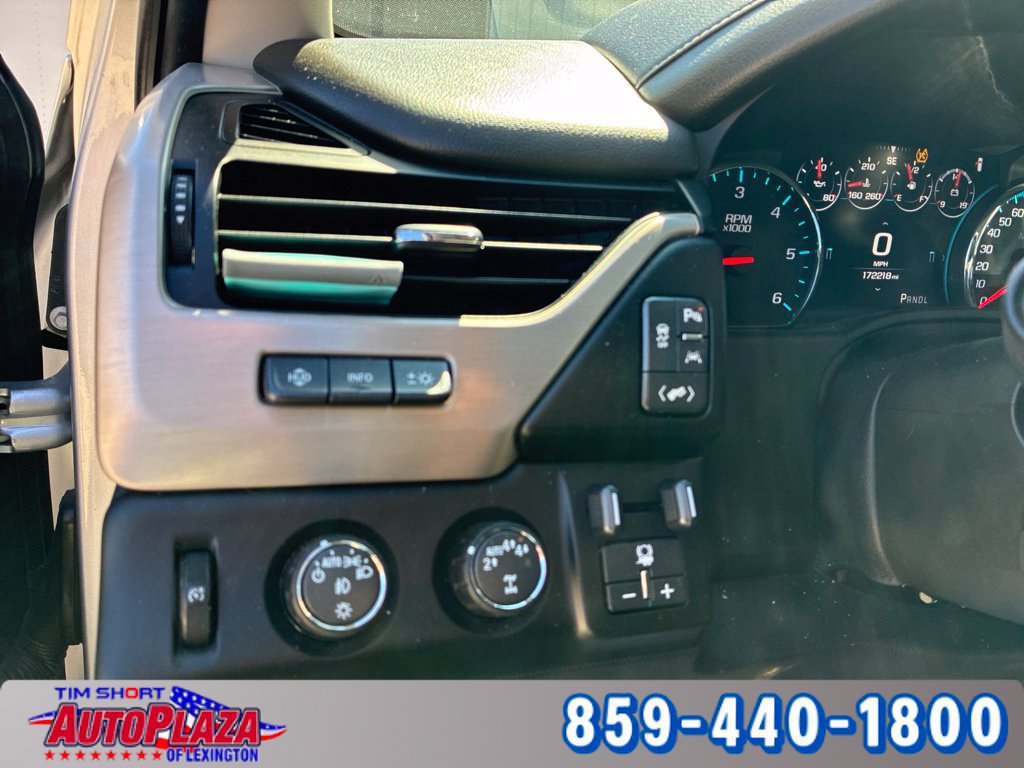 Used 2020 GMC Yukon XL Denali AWD/4WD image 24