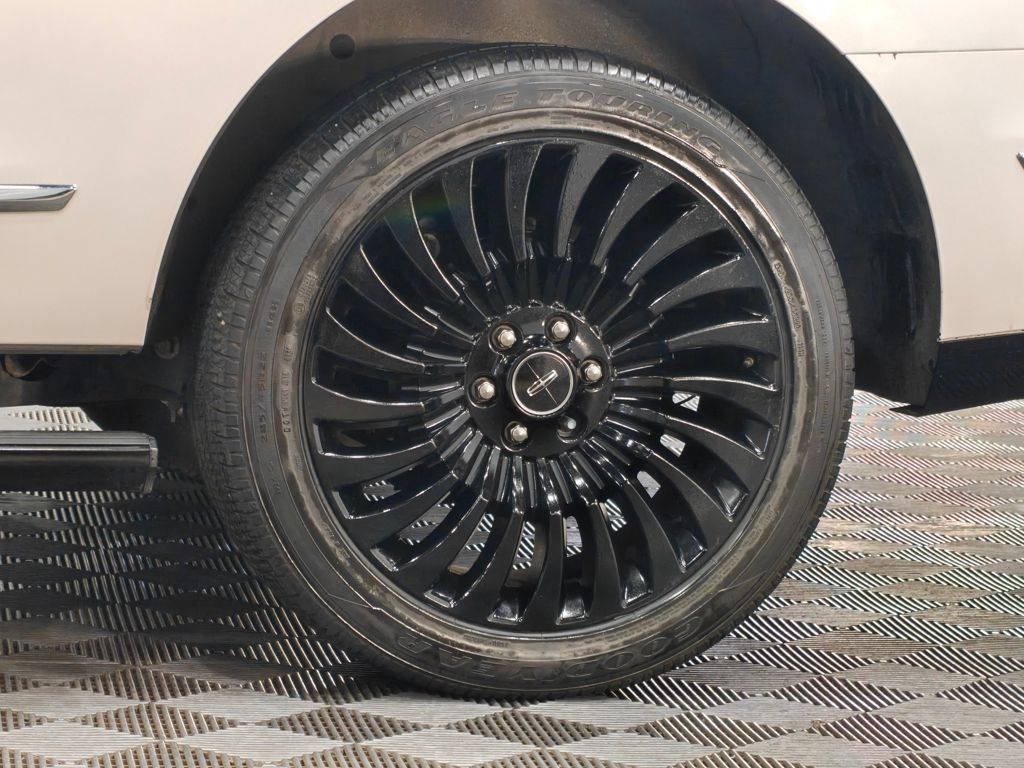 Used 2019 Lincoln Navigator Black Label w/ Cargo Package AWD/4WD image 84