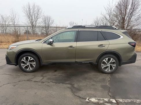 Used 2020 Subaru Outback Touring image 9
