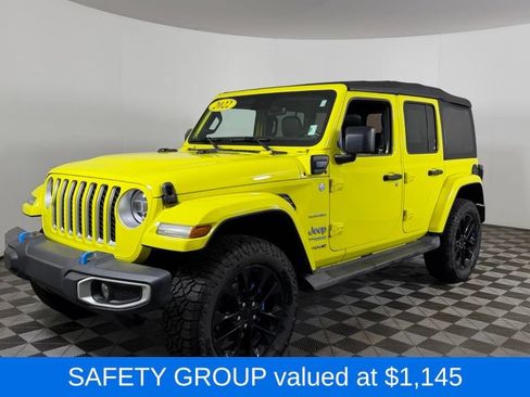 Used 2022 Jeep Wrangler Unlimited Sahara AWD/4WD image 3