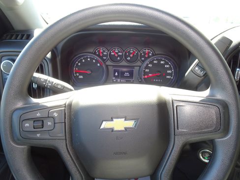 Used 2024 Chevrolet Silverado 2500 Custom w/ Custom Convenience Package image 23