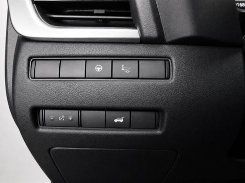 Used 2022 Nissan Rogue Platinum w/ Head-Up Display Package FWD image 28