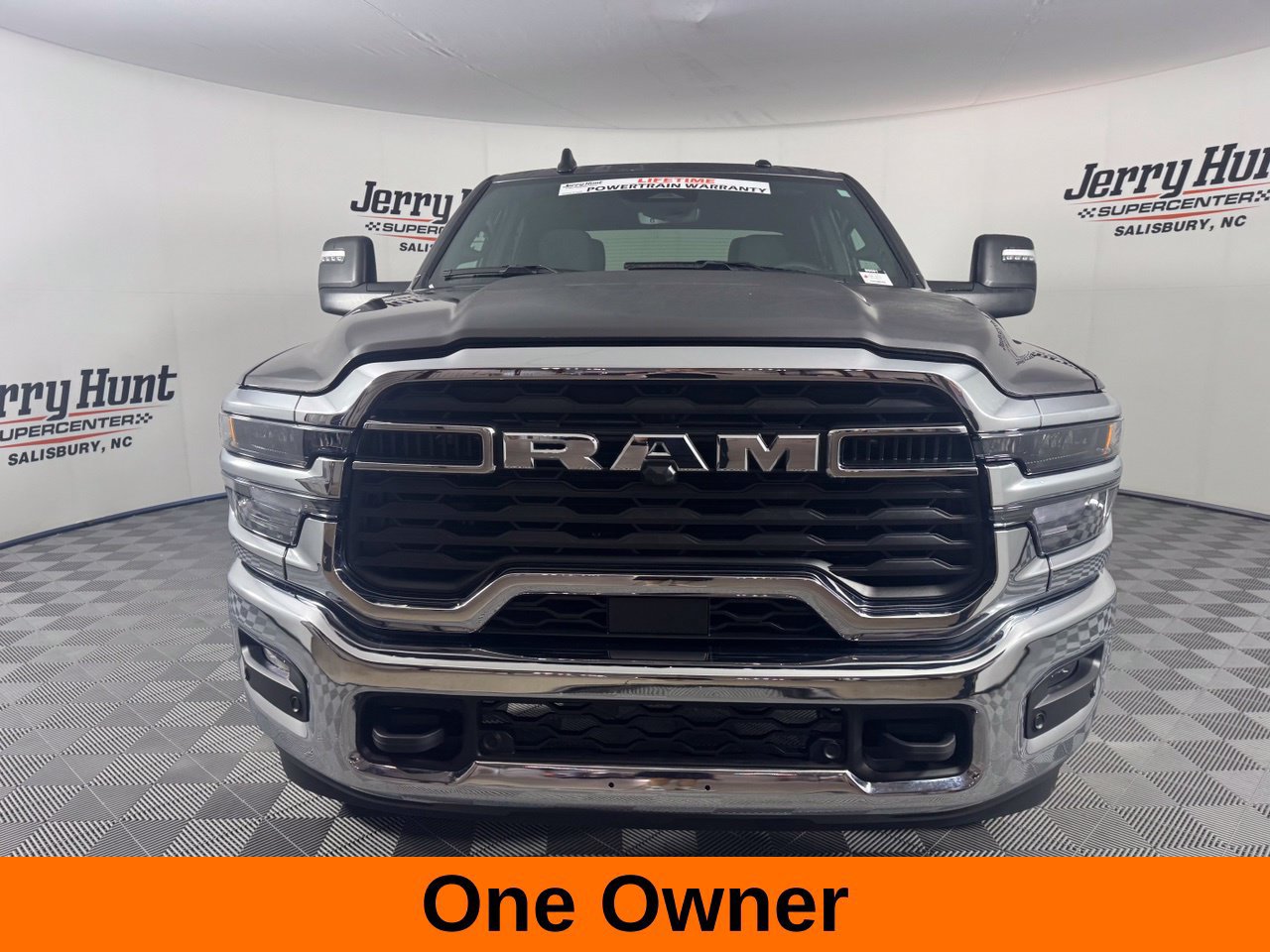 Used 2026 RAM 2500 Big Horn AWD/4WD image 4