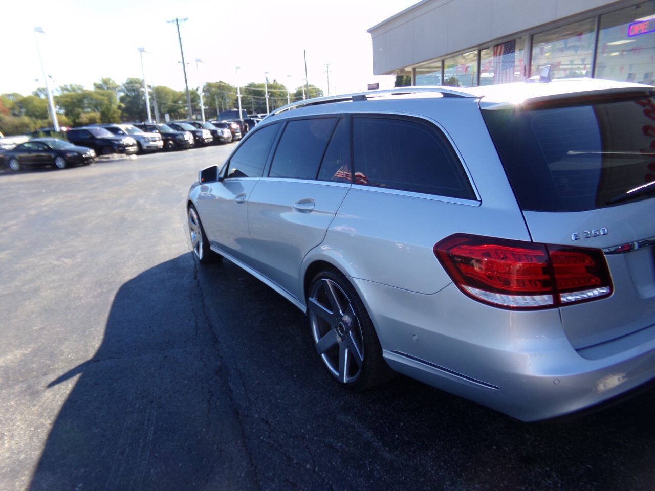 Used 2016 Mercedes-Benz E 350 4MATIC Wagon image 43