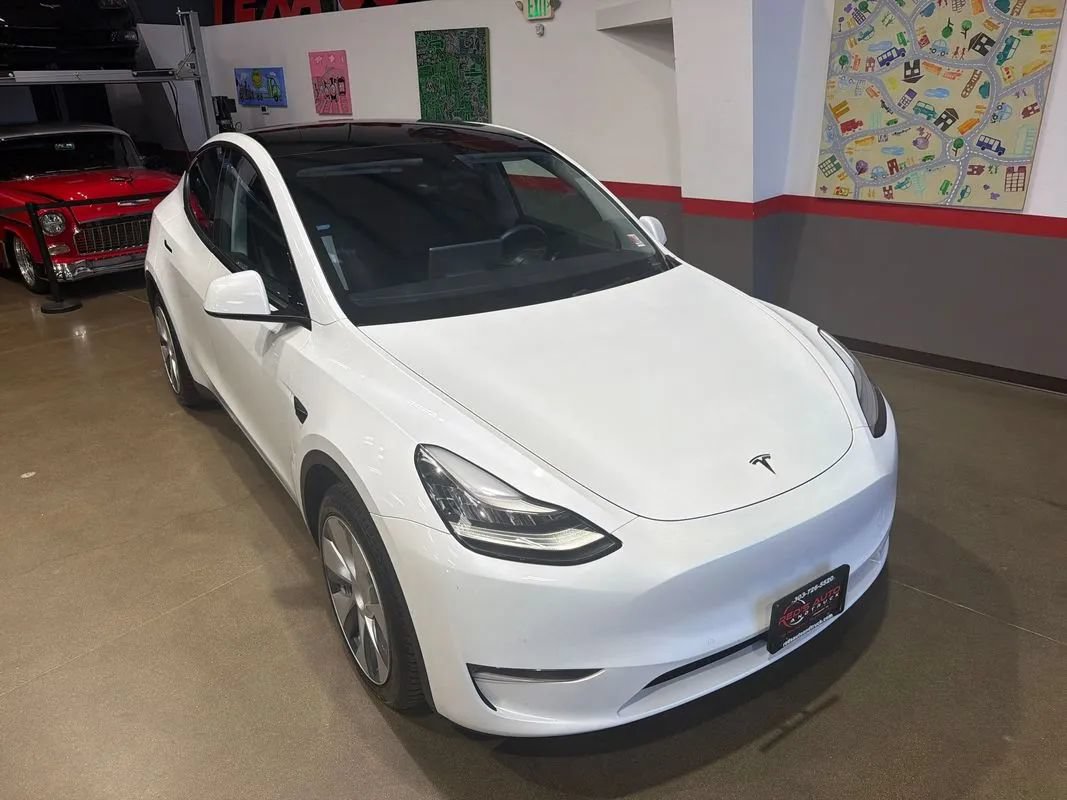 Used 2020 Tesla Model Y Long Range AWD/4WD image 75