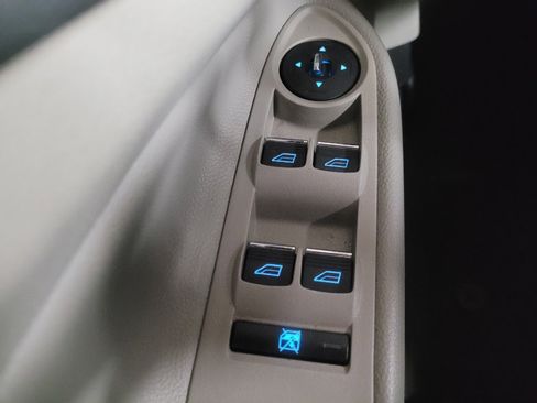 Used 2013 Ford C-MAX Energi SEL image 27