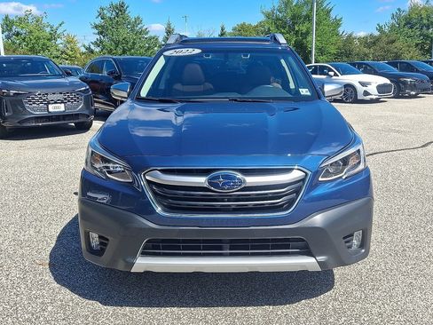 Used 2022 Subaru Outback Touring XT AWD/4WD image 2