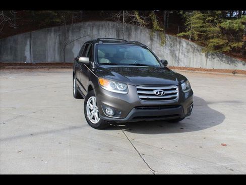 Used 2012 Hyundai Santa Fe Limited image 1
