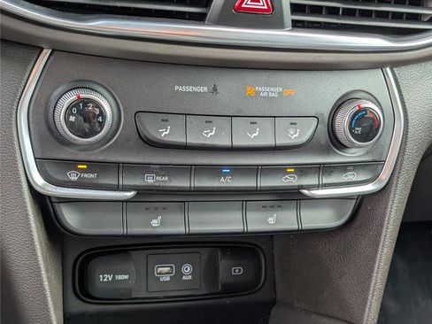 Used 2020 Hyundai Santa Fe SEL image 27