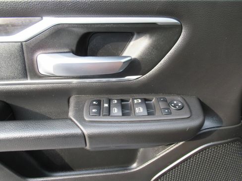 Used 2022 RAM 1500 Big Horn RWD image 23