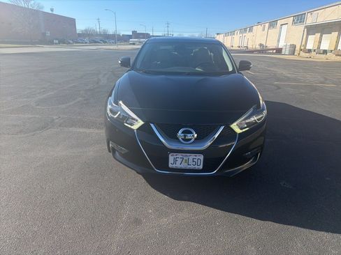 Used 2016 Nissan Maxima Platinum image 2