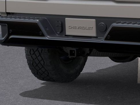 New 2026 Chevrolet Silverado 1500 ZR2 image 14