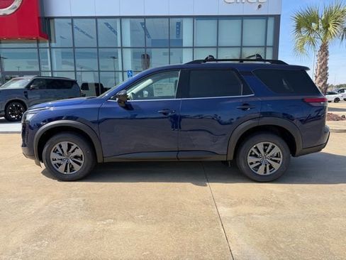 New 2026 Nissan Pathfinder SV image 2