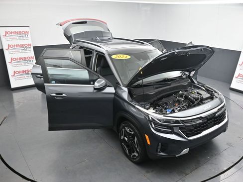 Used 2024 Kia Seltos SX w/ SX Sunroof Package image 43