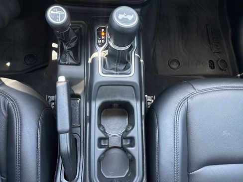 Certified 2025 Jeep Wrangler Unlimited Sport AWD/4WD image 20