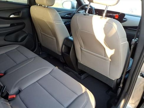 New 2026 Buick Envista Avenir image 23