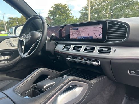 Used 2024 Mercedes-Benz GLE 450e 4MATIC image 22