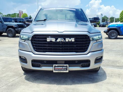Used 2025 RAM 1500 Laramie w/ Sport Appearance Package AWD/4WD image 5