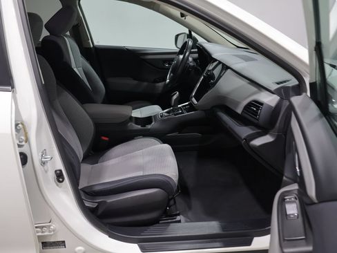 Used 2024 Subaru Outback Premium AWD/4WD image 22