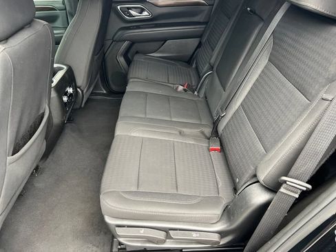 Used 2023 GMC Yukon SLE RWD image 22