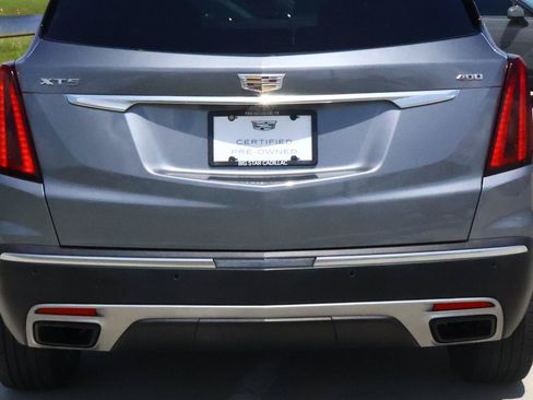 Used 2020 Cadillac XT5 Premium Luxury FWD image 10