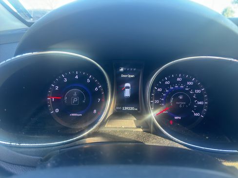 Used 2013 Hyundai Santa Fe Sport 2.0T w/ Technology Pkg image 10