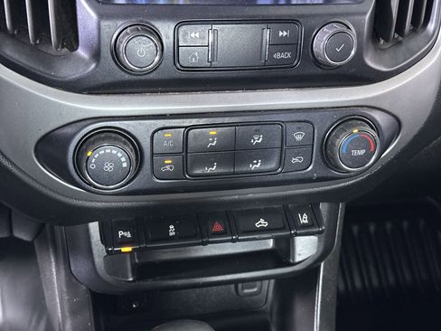 Used 2022 Chevrolet Colorado LT w/ Fleet Safety Package image 53