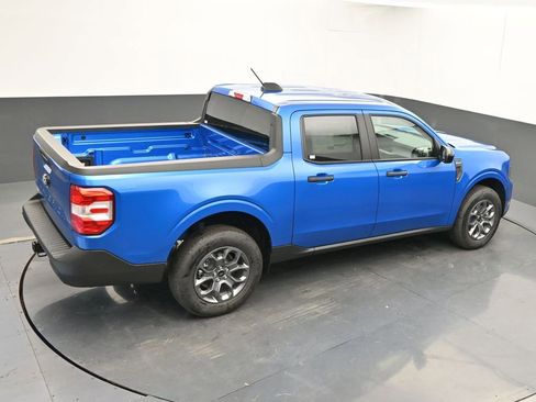 New 2025 Ford Maverick XLT w/ XLT Luxury Package image 41