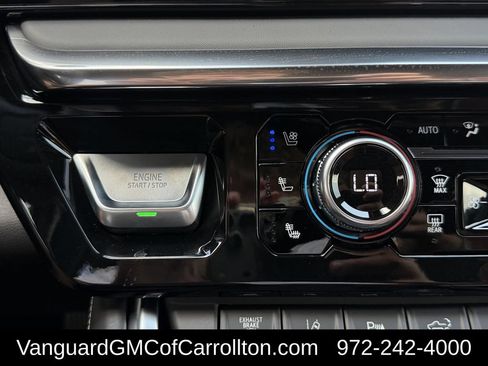 New 2026 GMC Sierra 2500 Denali Ultimate AWD/4WD image 18