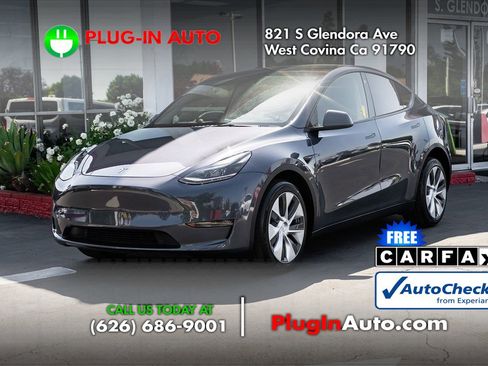 Used 2023 Tesla Model Y Long Range AWD/4WD image 1