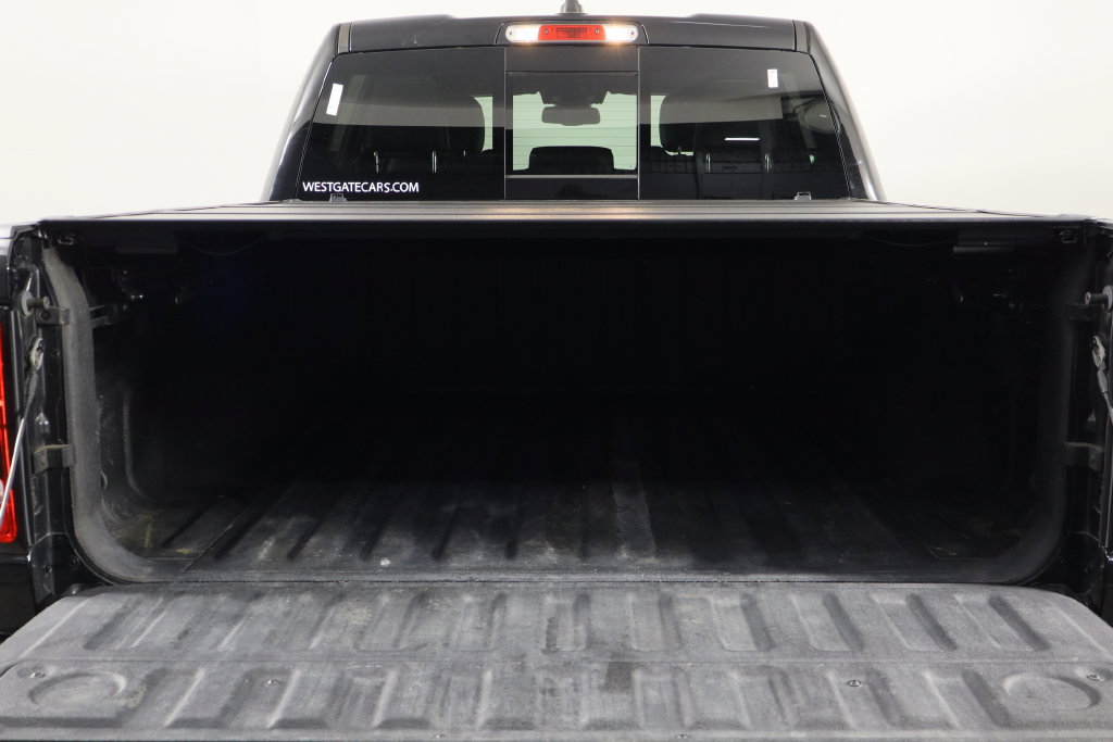 Used 2019 RAM 1500 Laramie AWD/4WD image 13