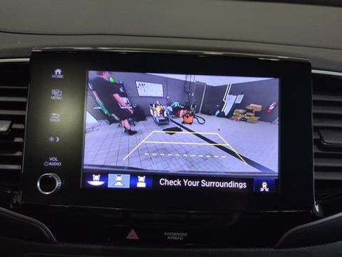 Used 2023 Honda Ridgeline RTL image 12