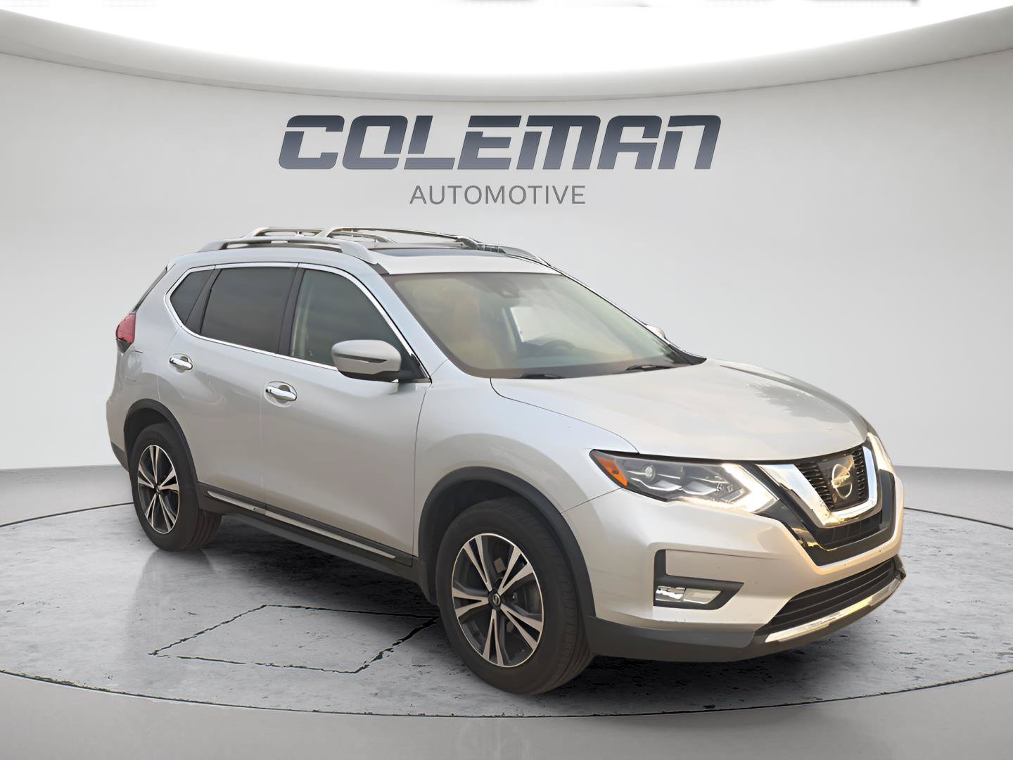 Used 2017 Nissan Rogue SL w/ SL Premium Package AWD/4WD image 2