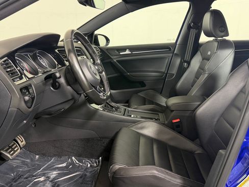 Used 2017 Volkswagen Golf R 4-Door AWD/4WD image 5