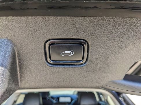 Certified 2025 Kia Sportage SX image 14