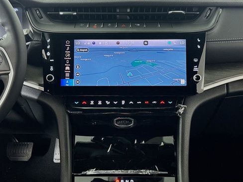 New 2026 Jeep Grand Cherokee L Limited AWD/4WD image 13