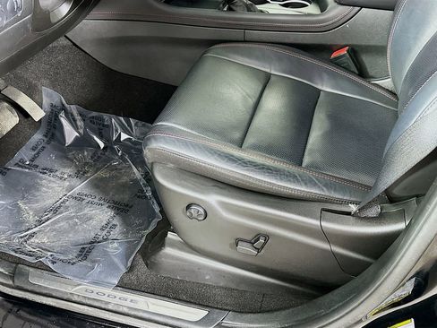 Certified 2023 Dodge Durango R/T image 31