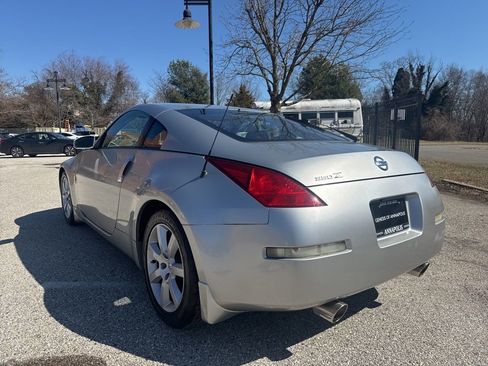 Used 2004 Nissan 350Z Enthusiast w/ Cargo Convenience Pkg image 6