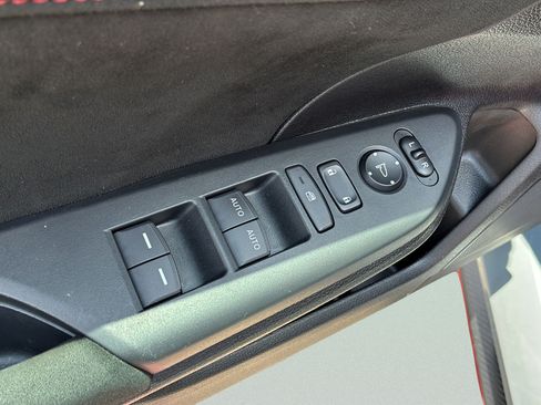 Used 2021 Honda Civic Type R image 11