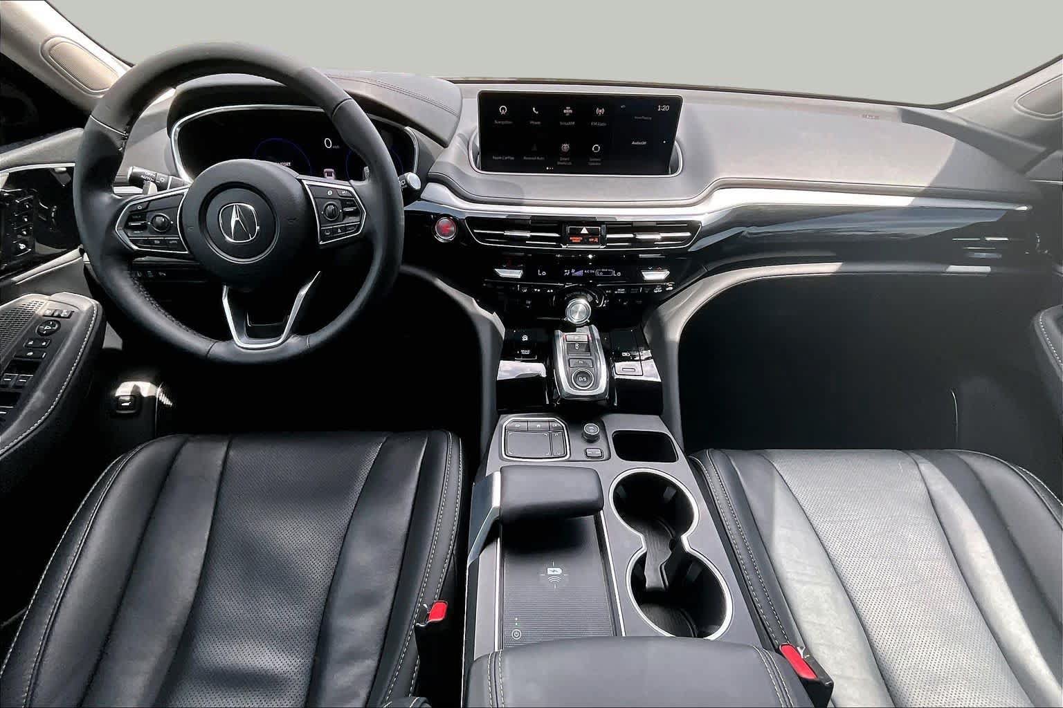 Used 2023 Acura MDX w/ Technology Package FWD image 16