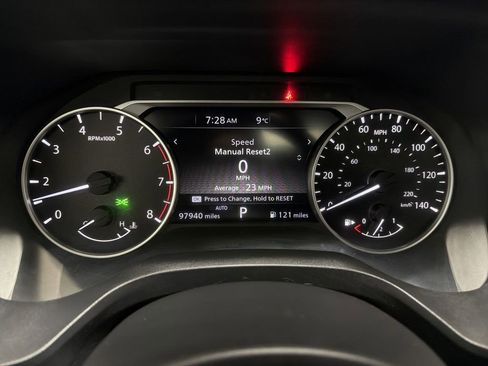 Used 2021 Nissan Rogue SV image 32